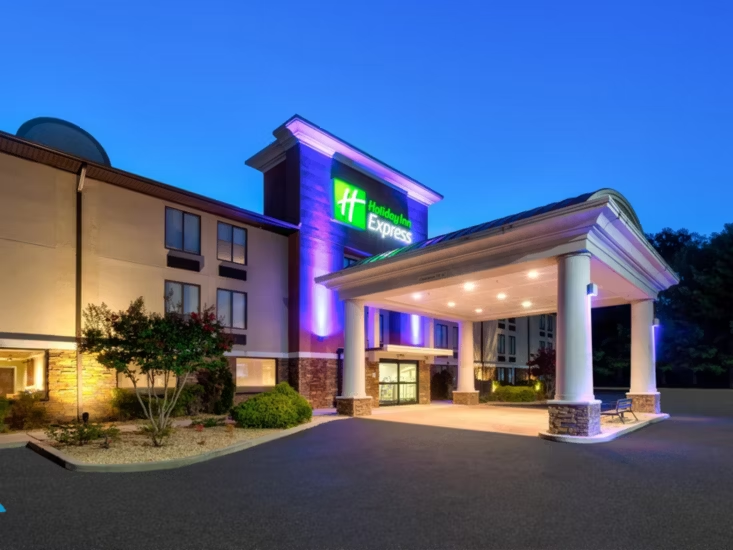 Holiday Inn Express  Waldorf MD Exited Property